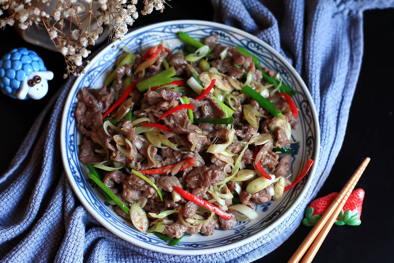 Bò xào sả ớt