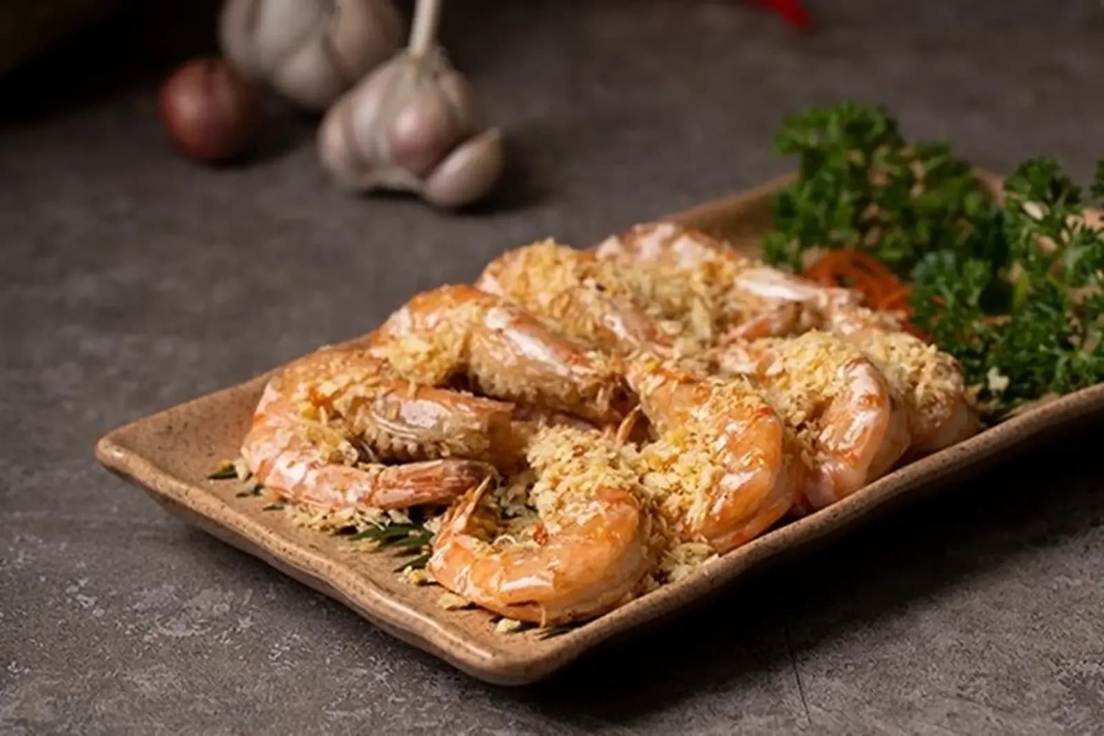 Tôm sú cháy tỏi (ab)