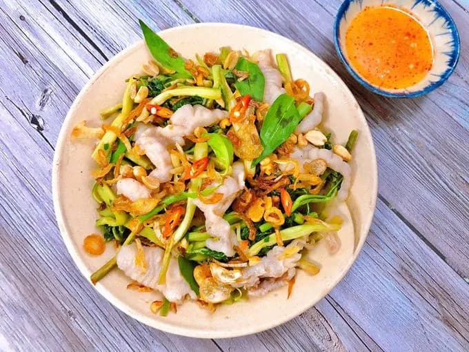Chân gà rút xương