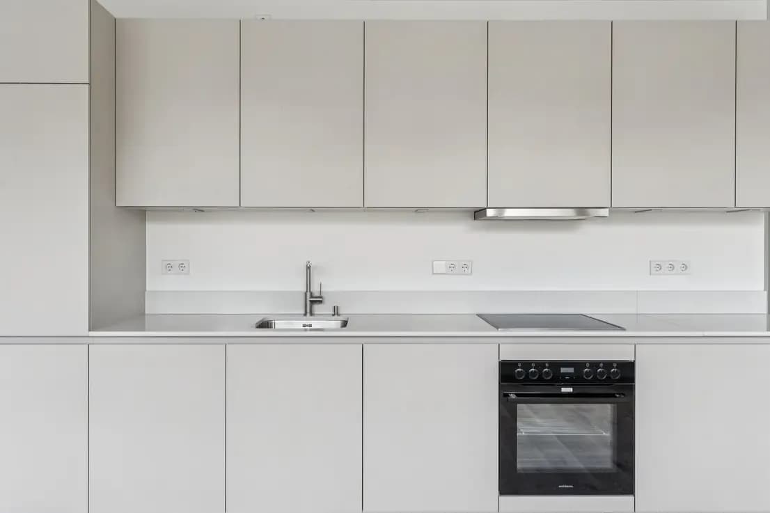 3 Zimmer-Wohnung mit Balkon, Einbauküche und Duschbad 3