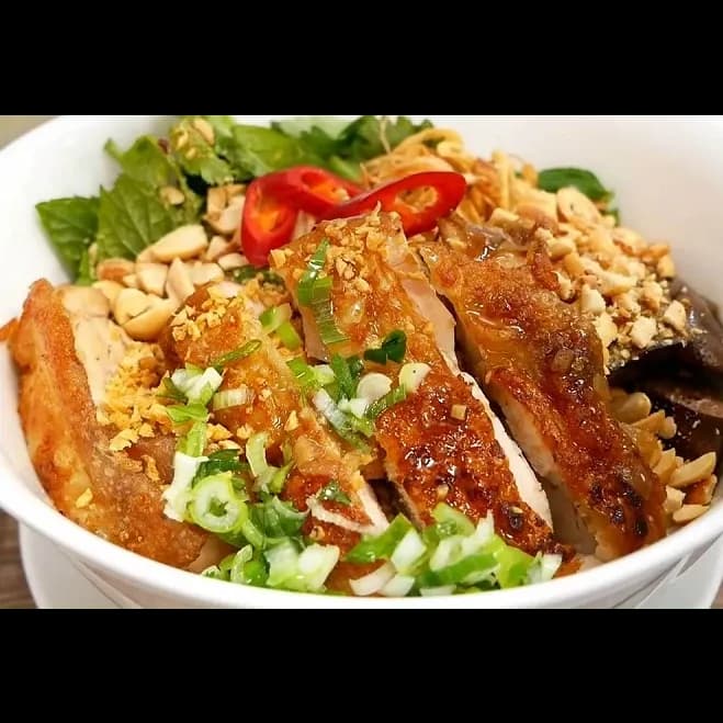 Phở Gà chiên giòn