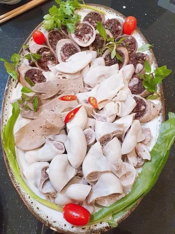 Thập Cẩm ( kèm rau sống & mắm tôm)