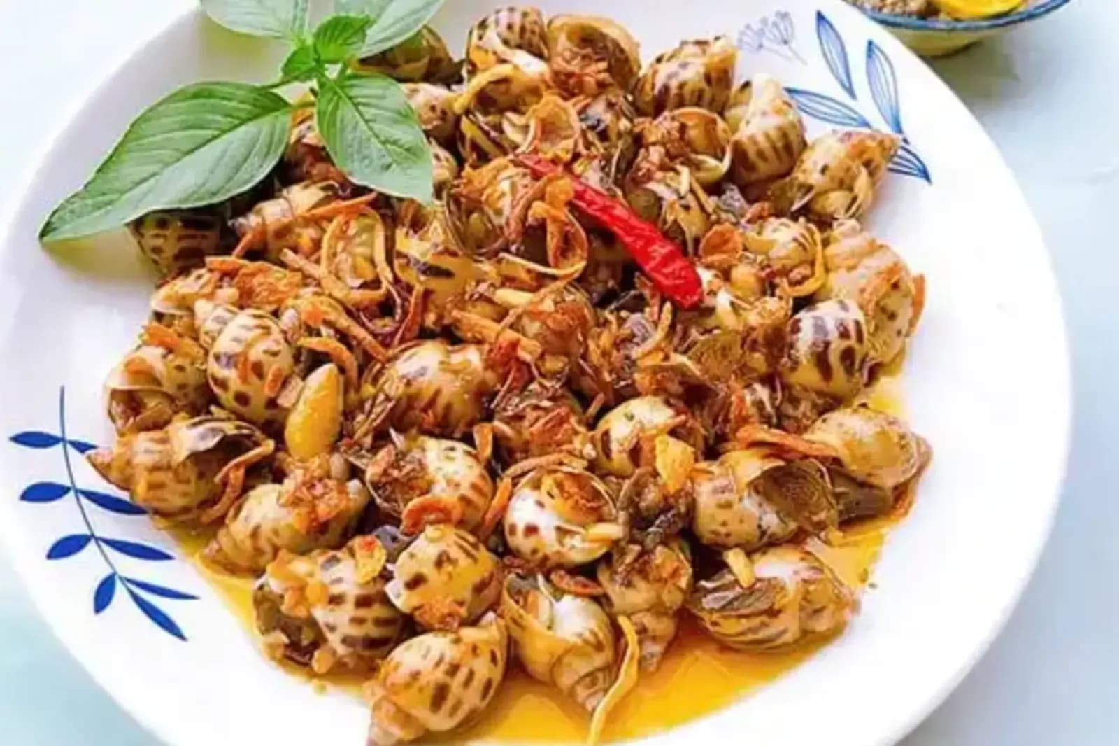 Ốc hương xào xả ớt