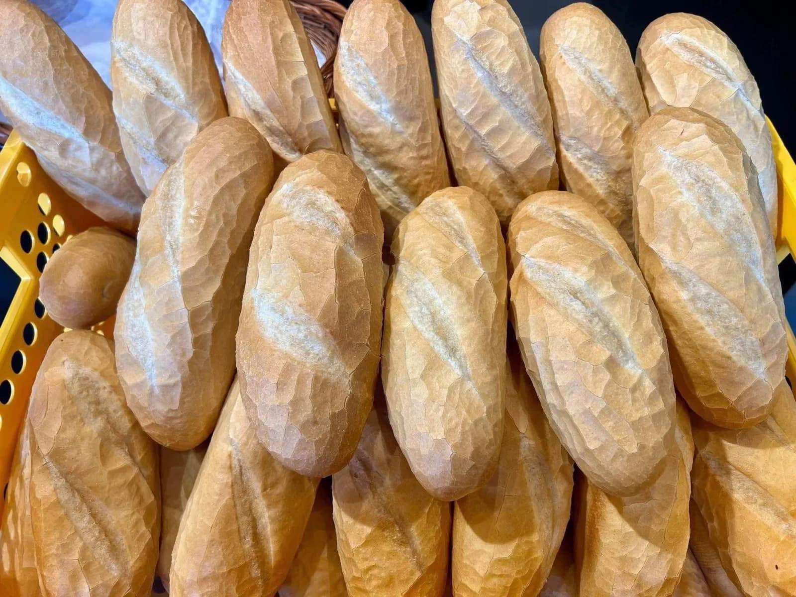 bánh mì không ( Ổ đặt trước) 1