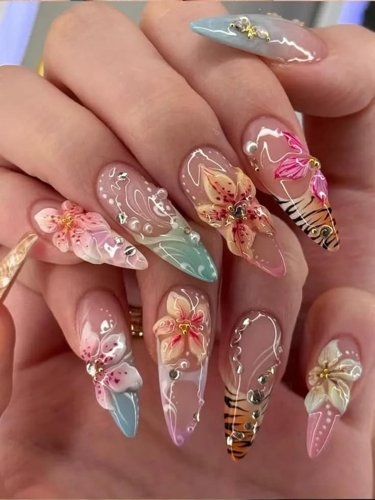 Berlin Zoo Nail