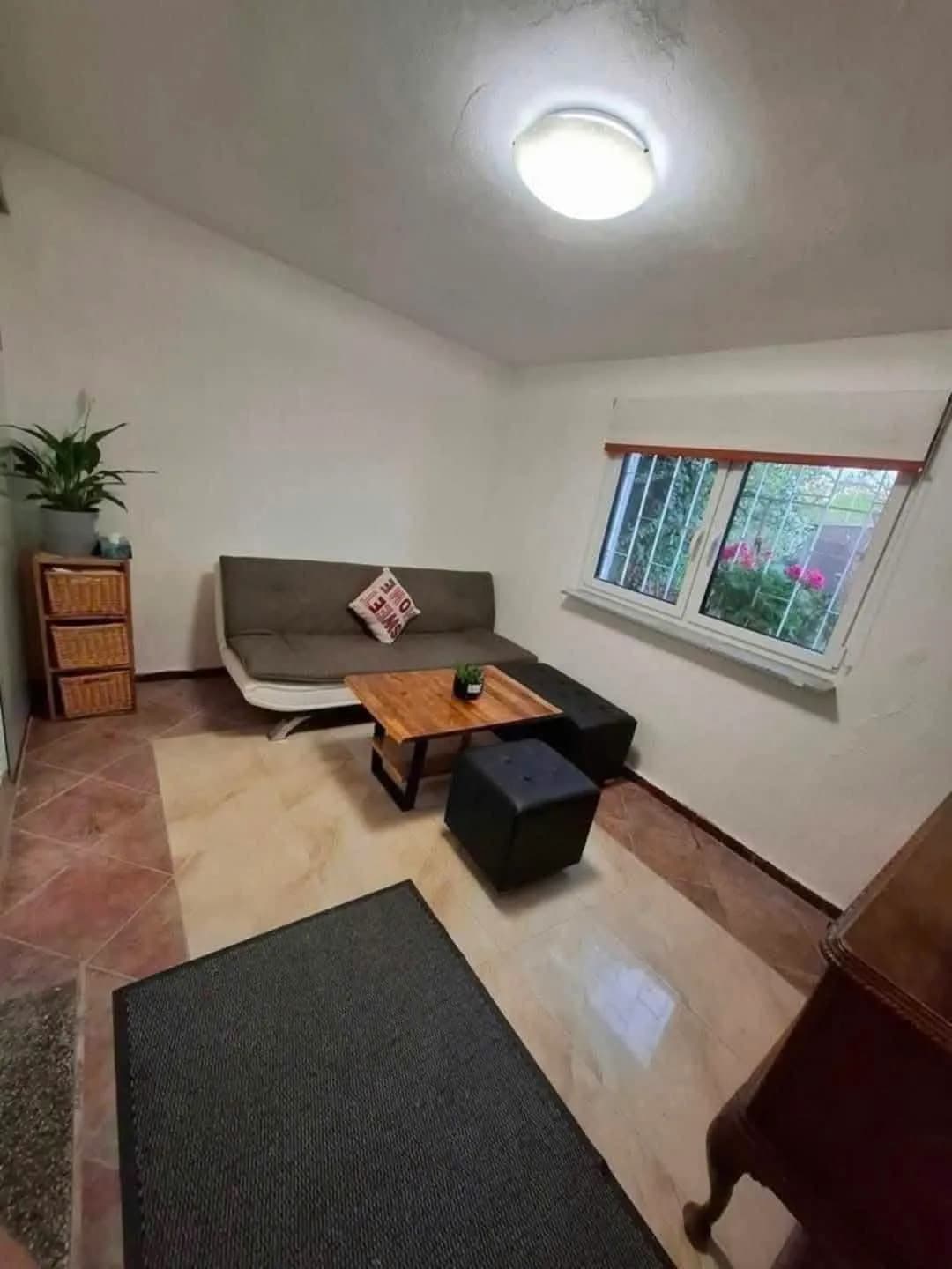 Cho Thuê Phòng tại Ngần Đồng XUân Berlin 1