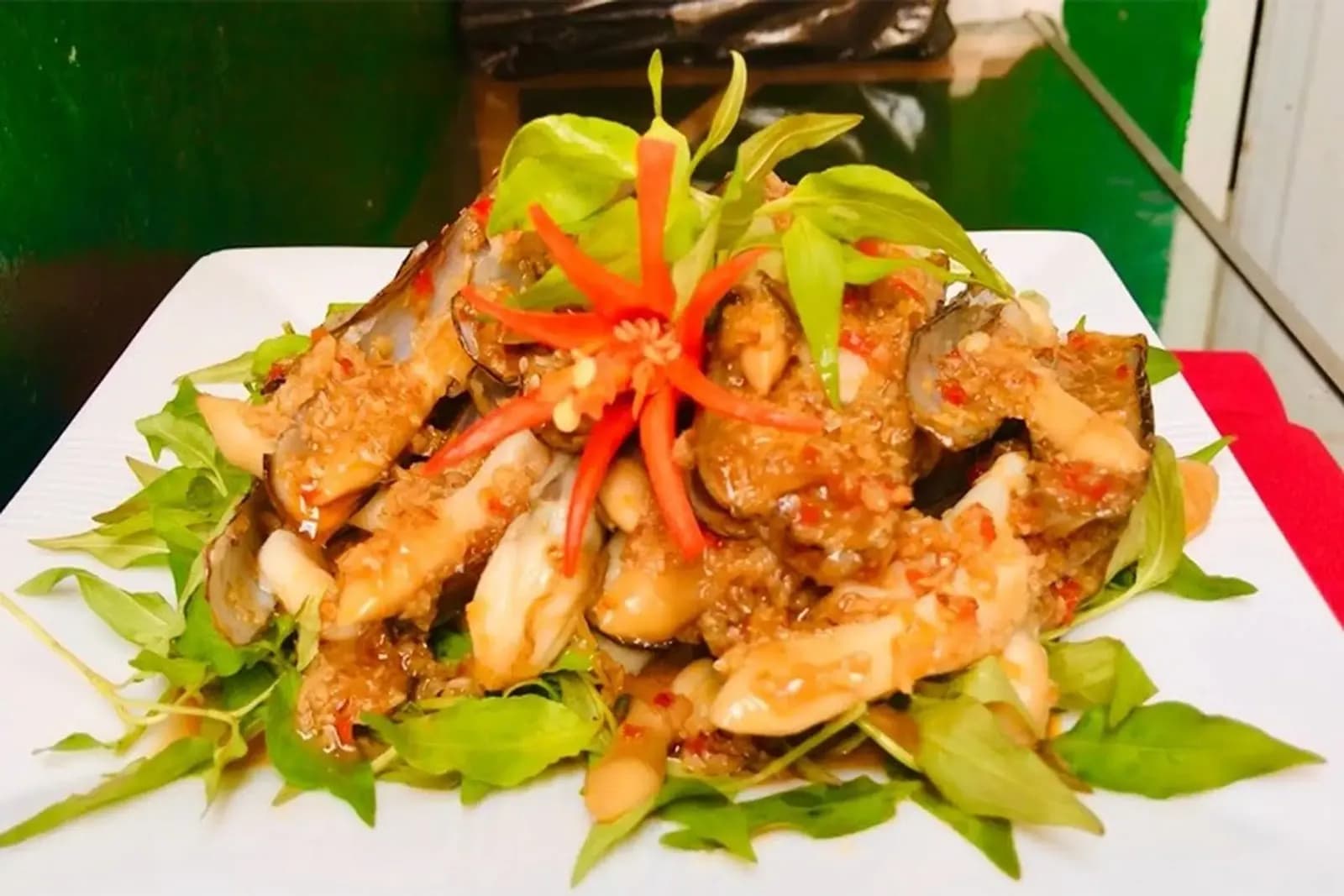 Ốc móng tay xào bơ cay (ab)