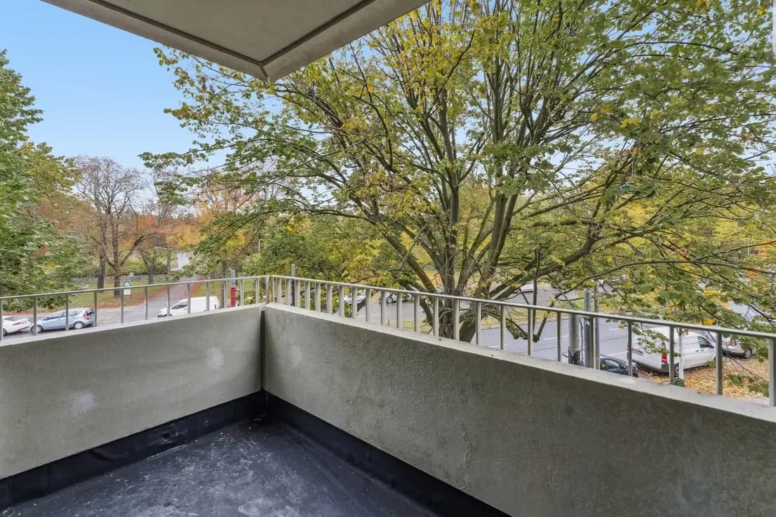 3 Zimmer-Wohnung mit Balkon, Einbauküche und Duschbad 2