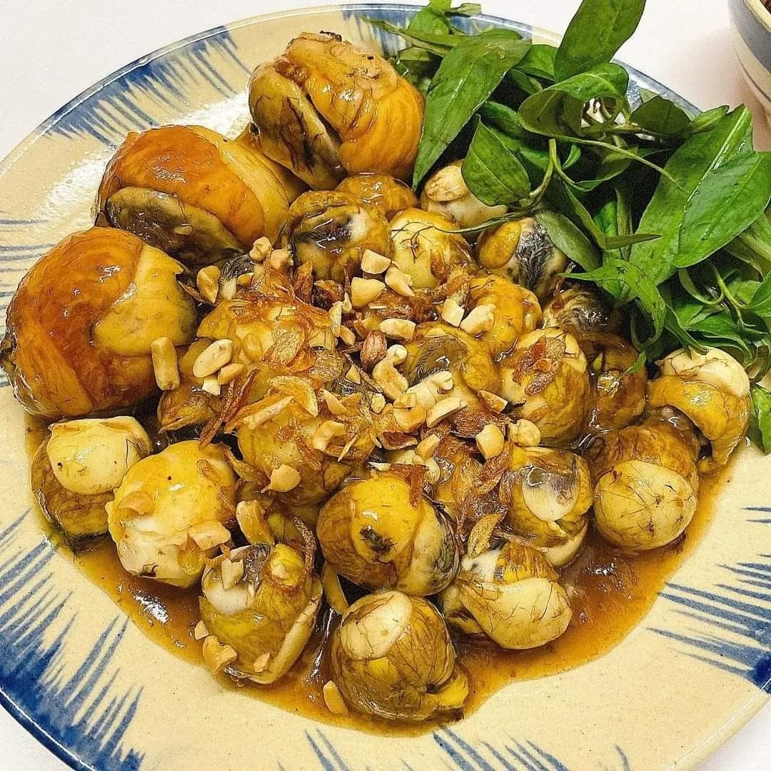 Cút lộn xào me 1