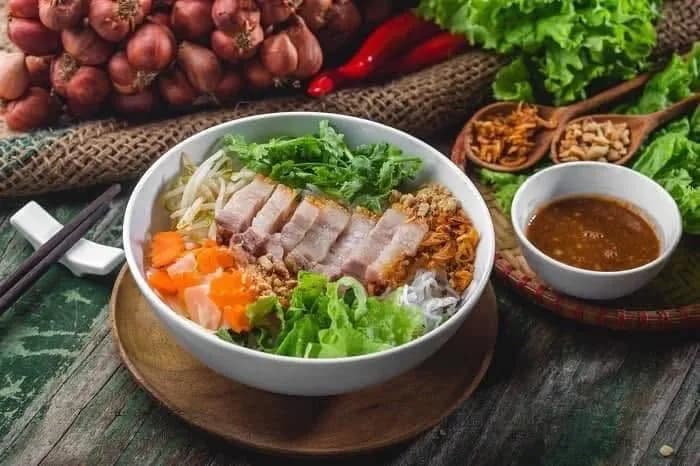 Bún heo quay mắm nêm 1