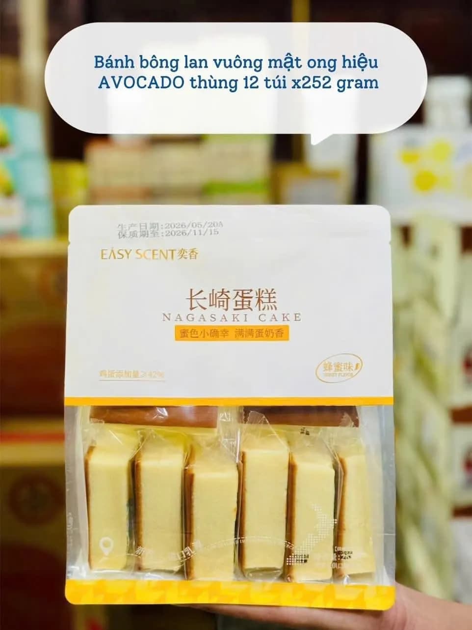 Bánh bông lan vuông mật ong