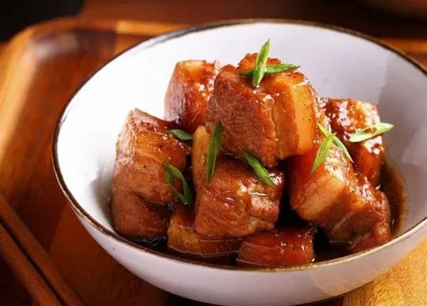 Thịt kho tàu 1