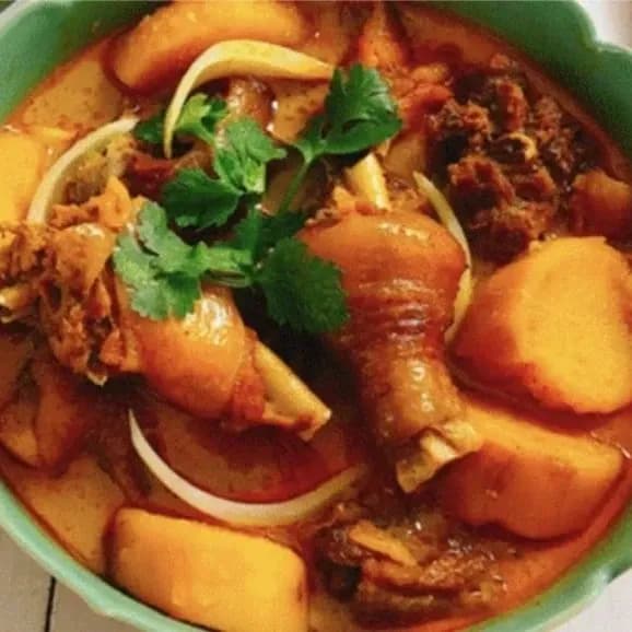 Gà Cà Ri Đỏ 1