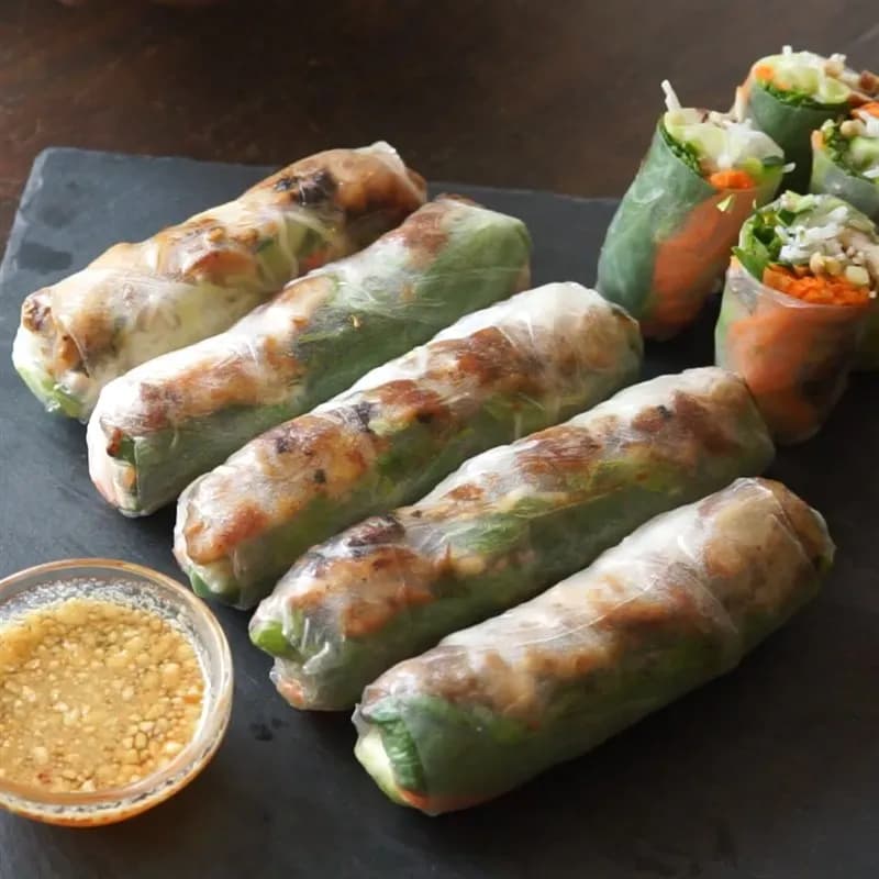 Gỏi cuốn gà
