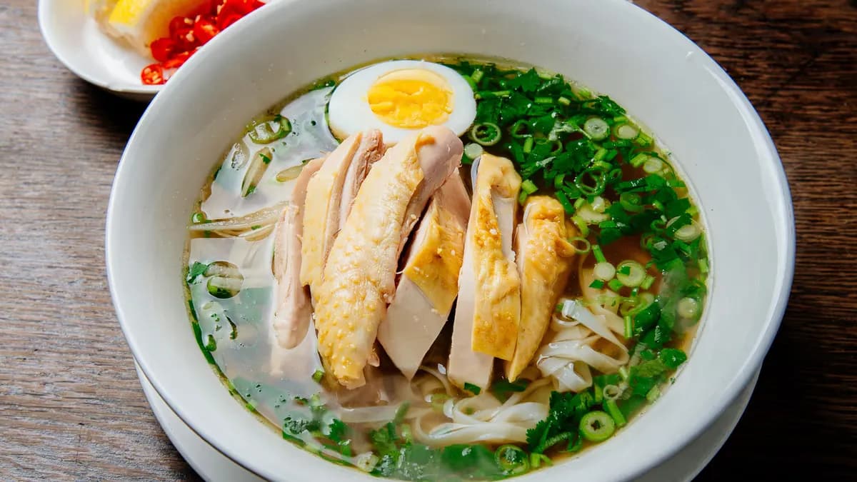 Phở Gà Madame Ngo