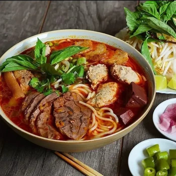 Bún bò huế 1