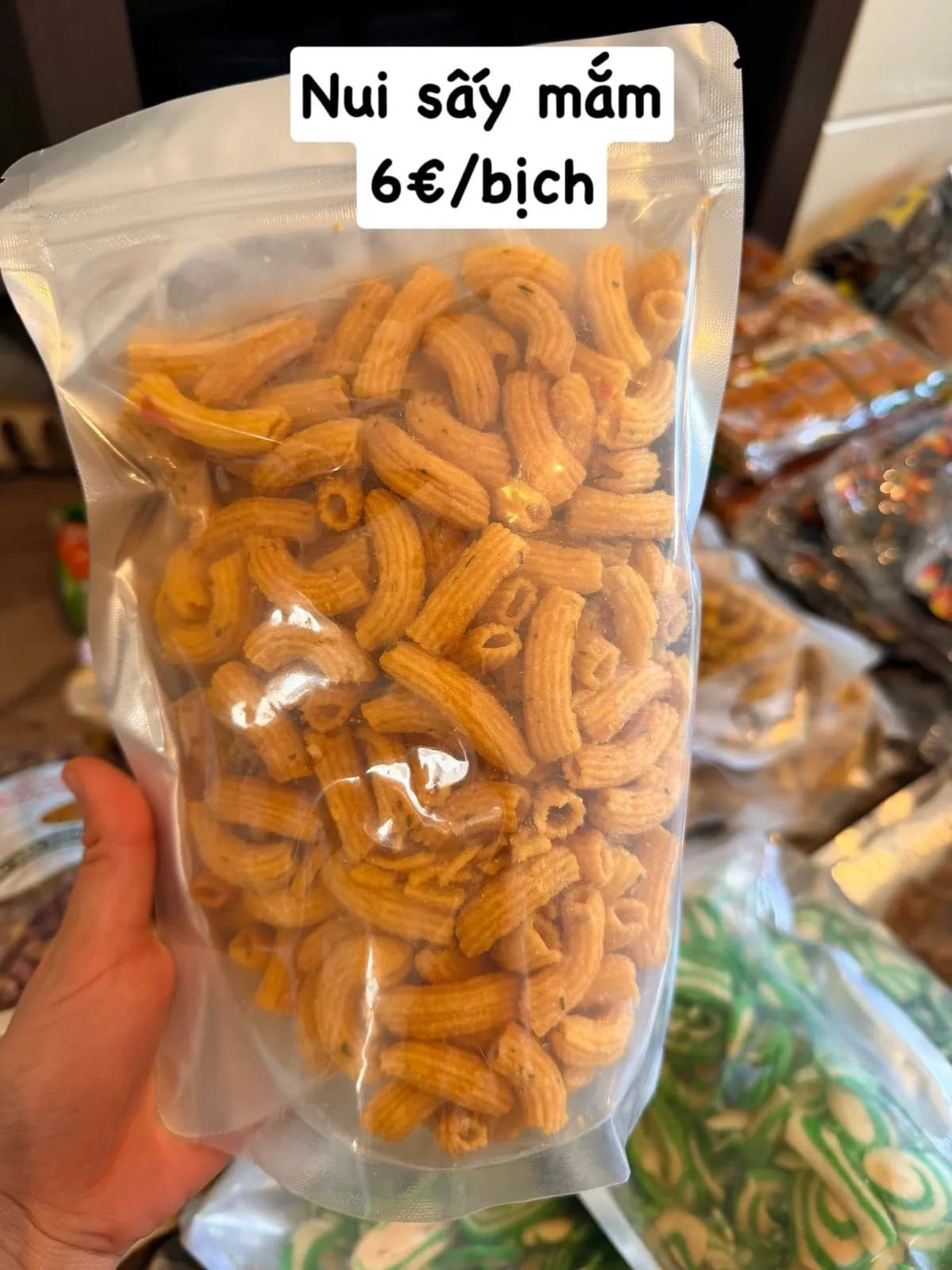 Nui sấy mắm 1