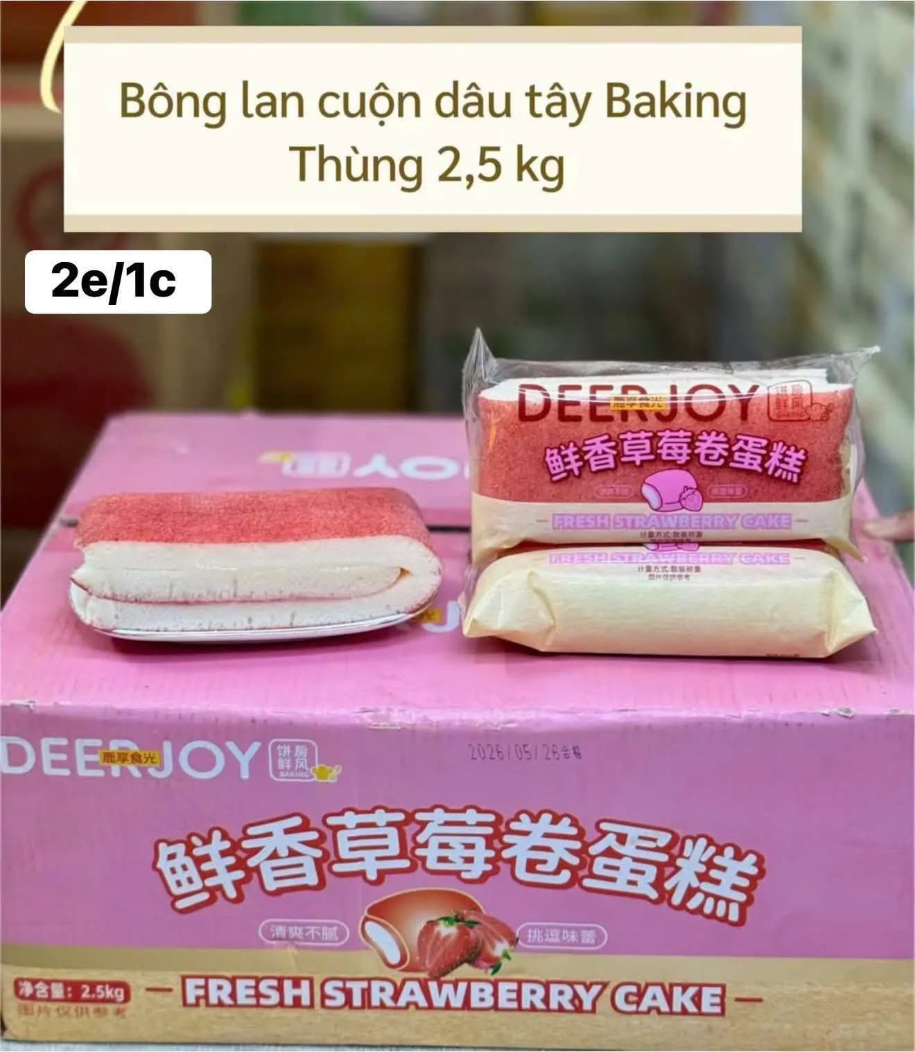Bông lan cuộn dâu tây