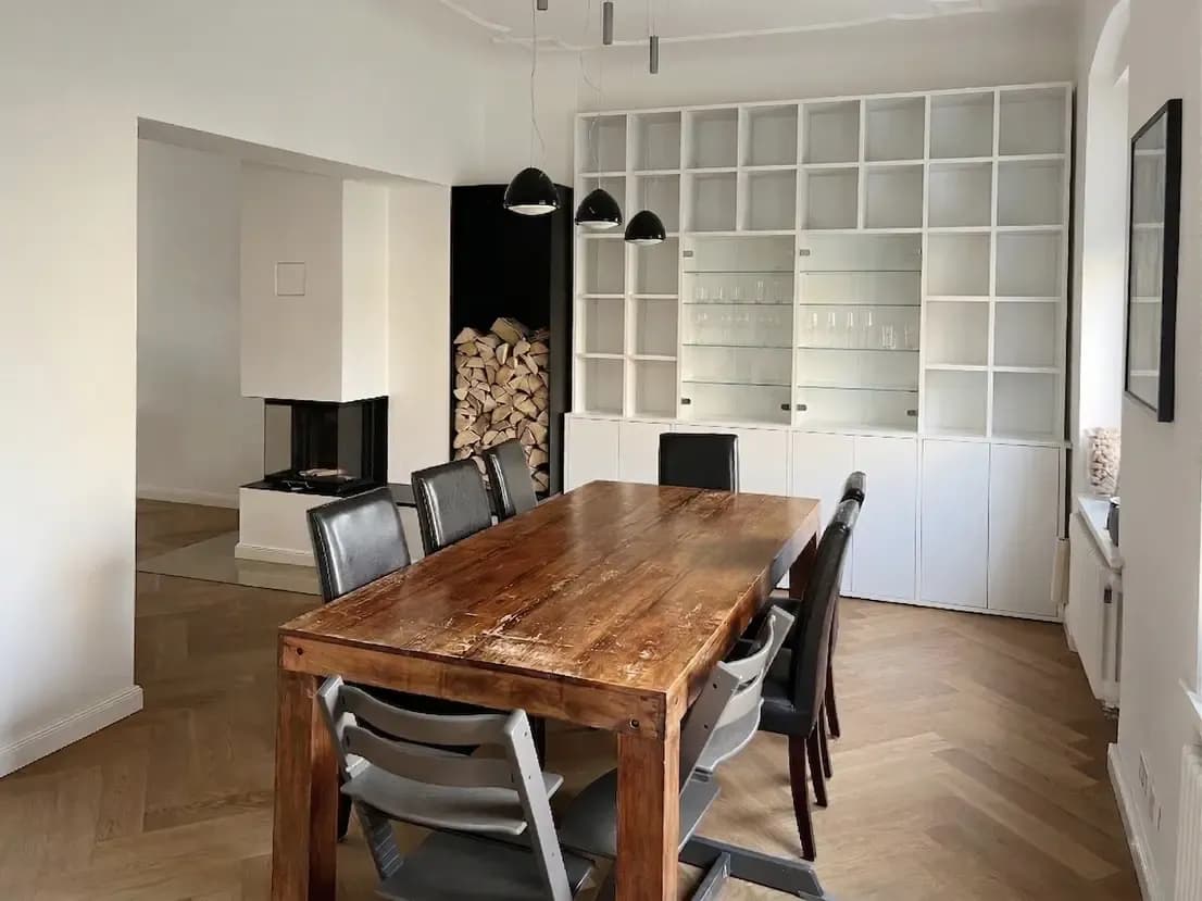 Befristet: Moderne Maisonette-Wohnung mit klassischem Altbaucharme 2