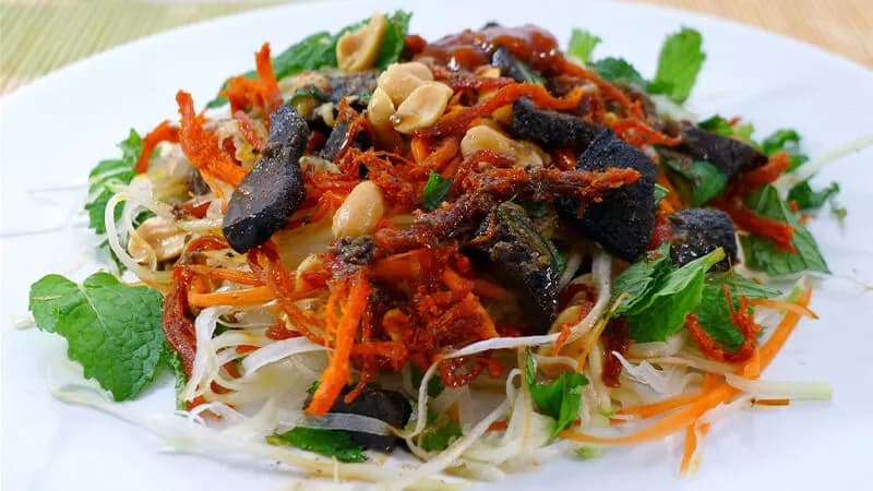 Nộm đu đủ bò khô
