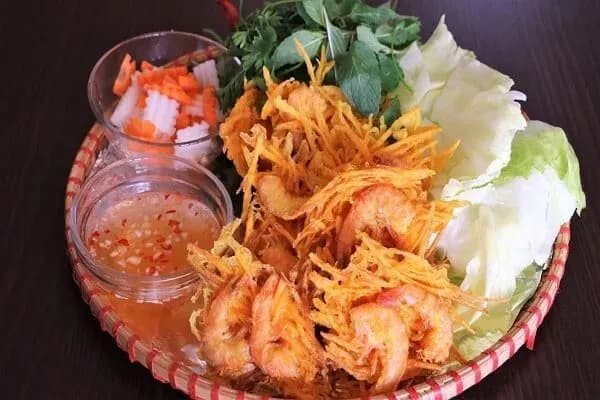 Bánh tôm Hồ Tây