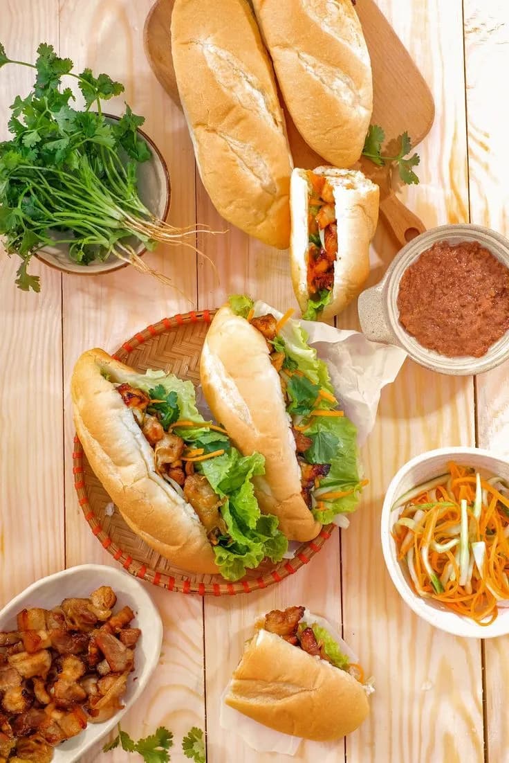 Bánh mỳ gà chay 1