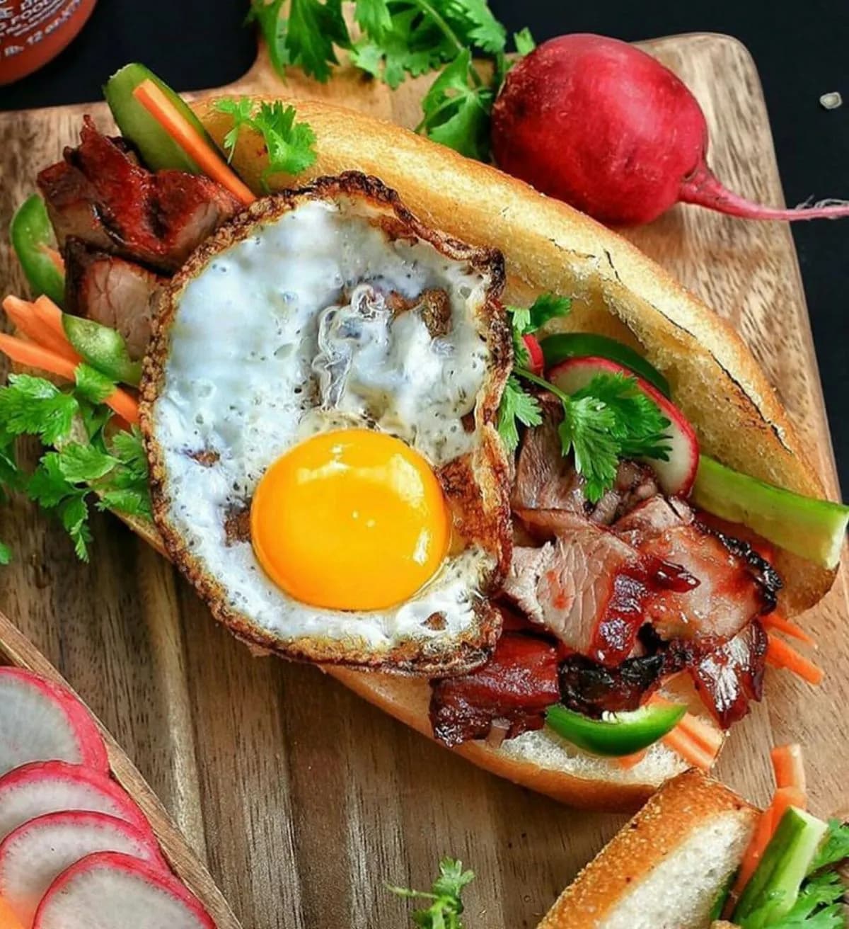 Bánh mì xá xíu 1