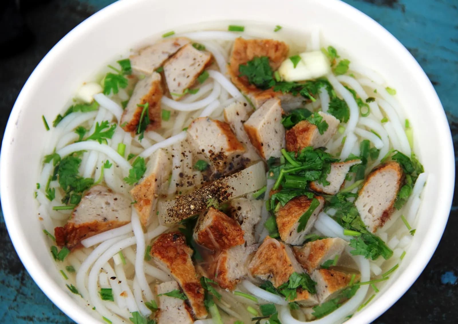Bún chả cá 1