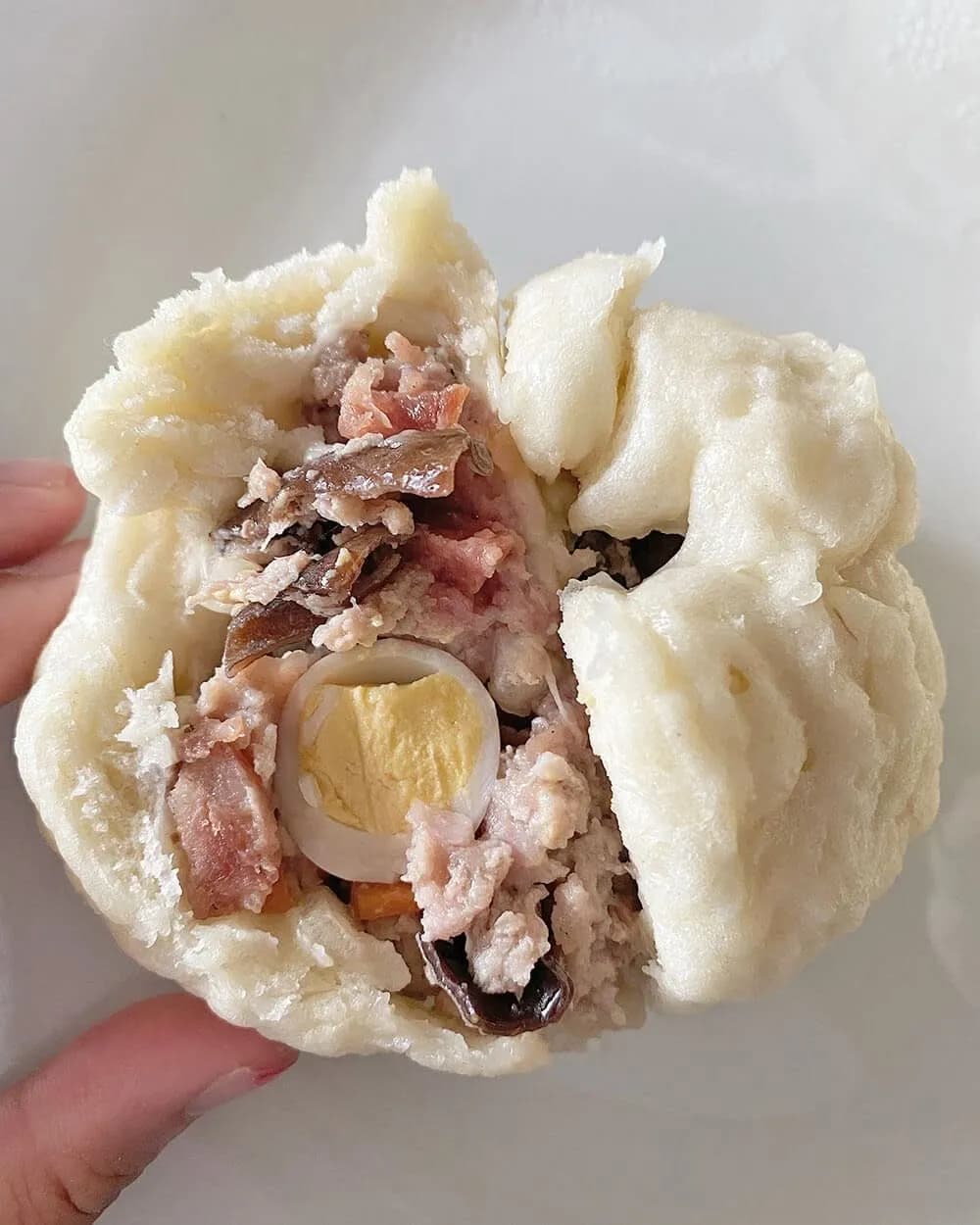 Bánh bao miền Nam nóng mềm