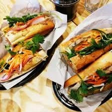 Bánh mì Mama Vân 1