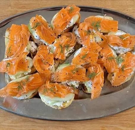 Bánh Mì cá hồi 1