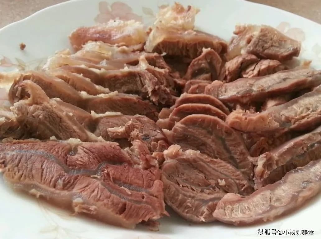 Bò chín thêm