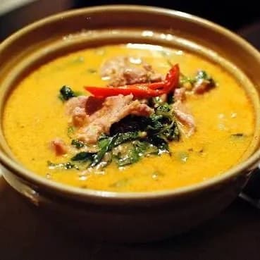 Cà Ri Khoai Đỏ