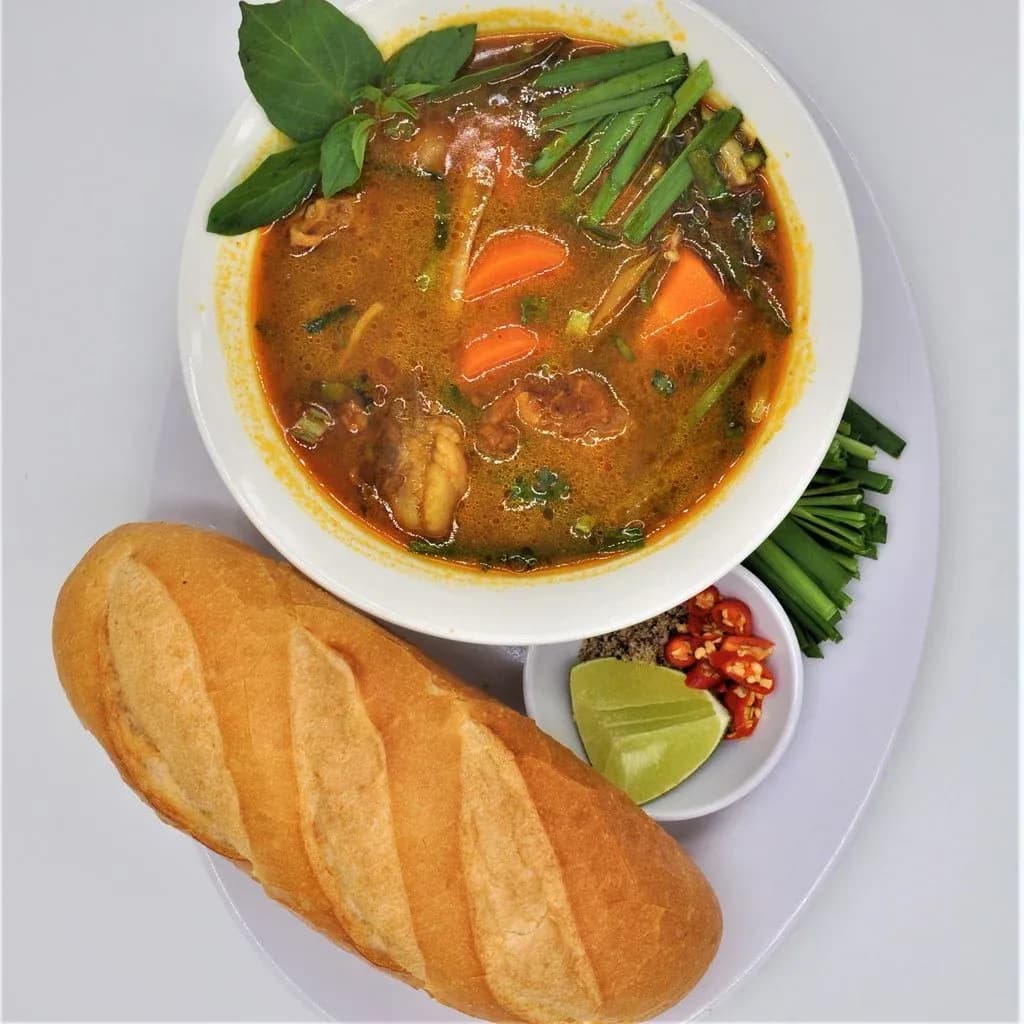 Bánh mì bò kho