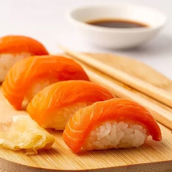 Nigiri Salmon