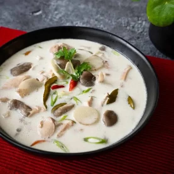 Sup tomka - hühnchen