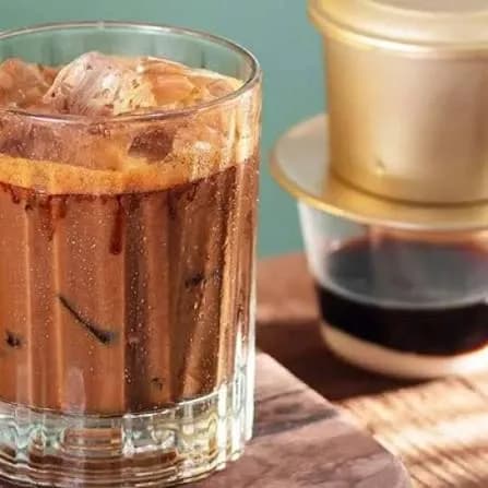 Cà phê sữa đá
