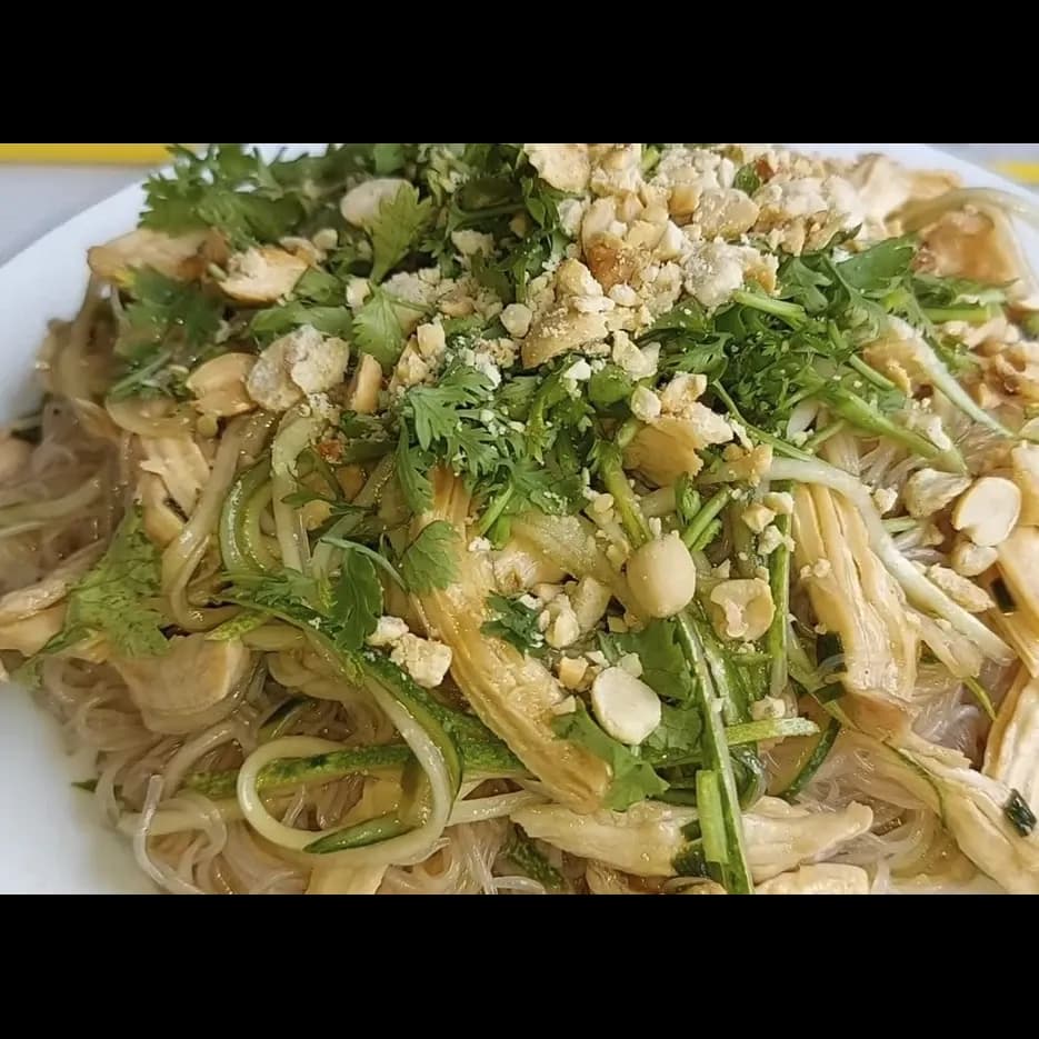Gỏi Miến A) Huhn | Chicken